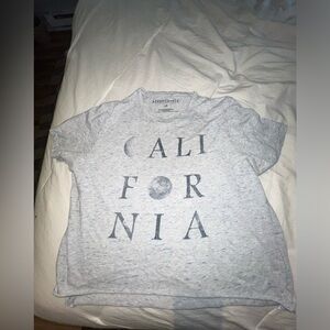 California shirt (Aeropostale crop top short sleeve) - L shirt